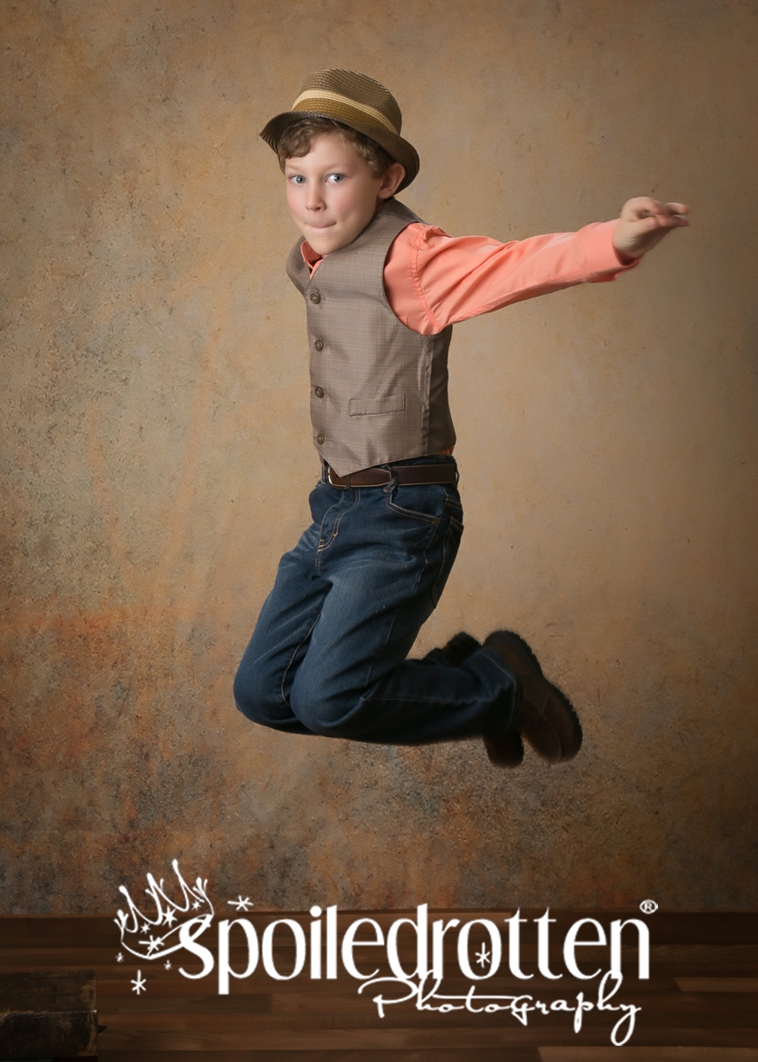 preschool_picture_boy_jumping