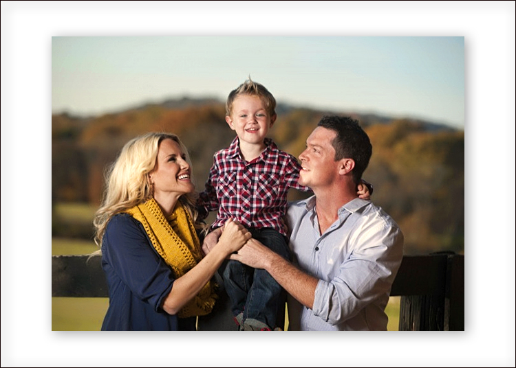 20 Posing Prompts for Natural Looking Family Photos – Valerie Richer  Photography